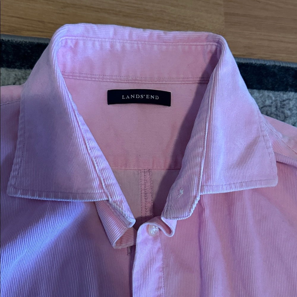 Land’s End Button Up - Picture 2 of 4